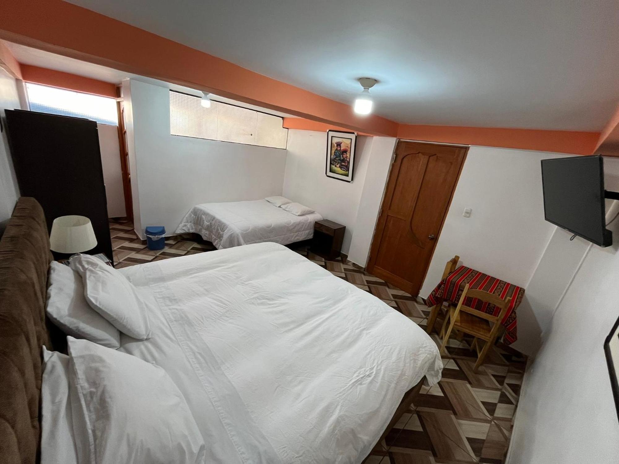 Hostal Apu Qhawarina Ollantaytambo Luaran gambar