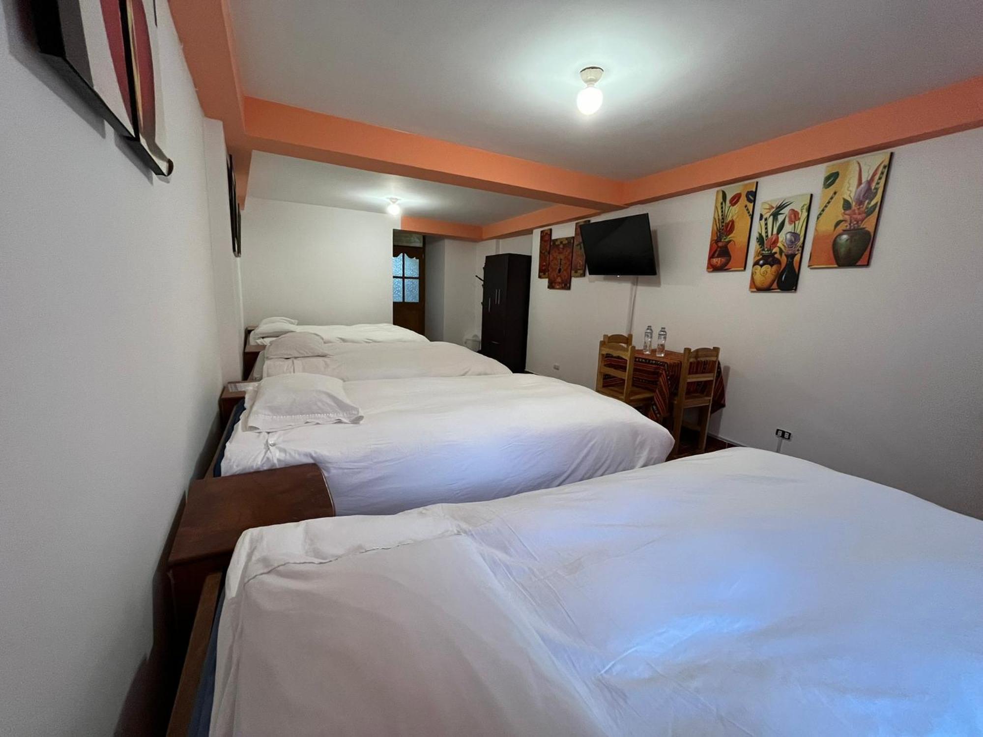 Hostal Apu Qhawarina Ollantaytambo Luaran gambar