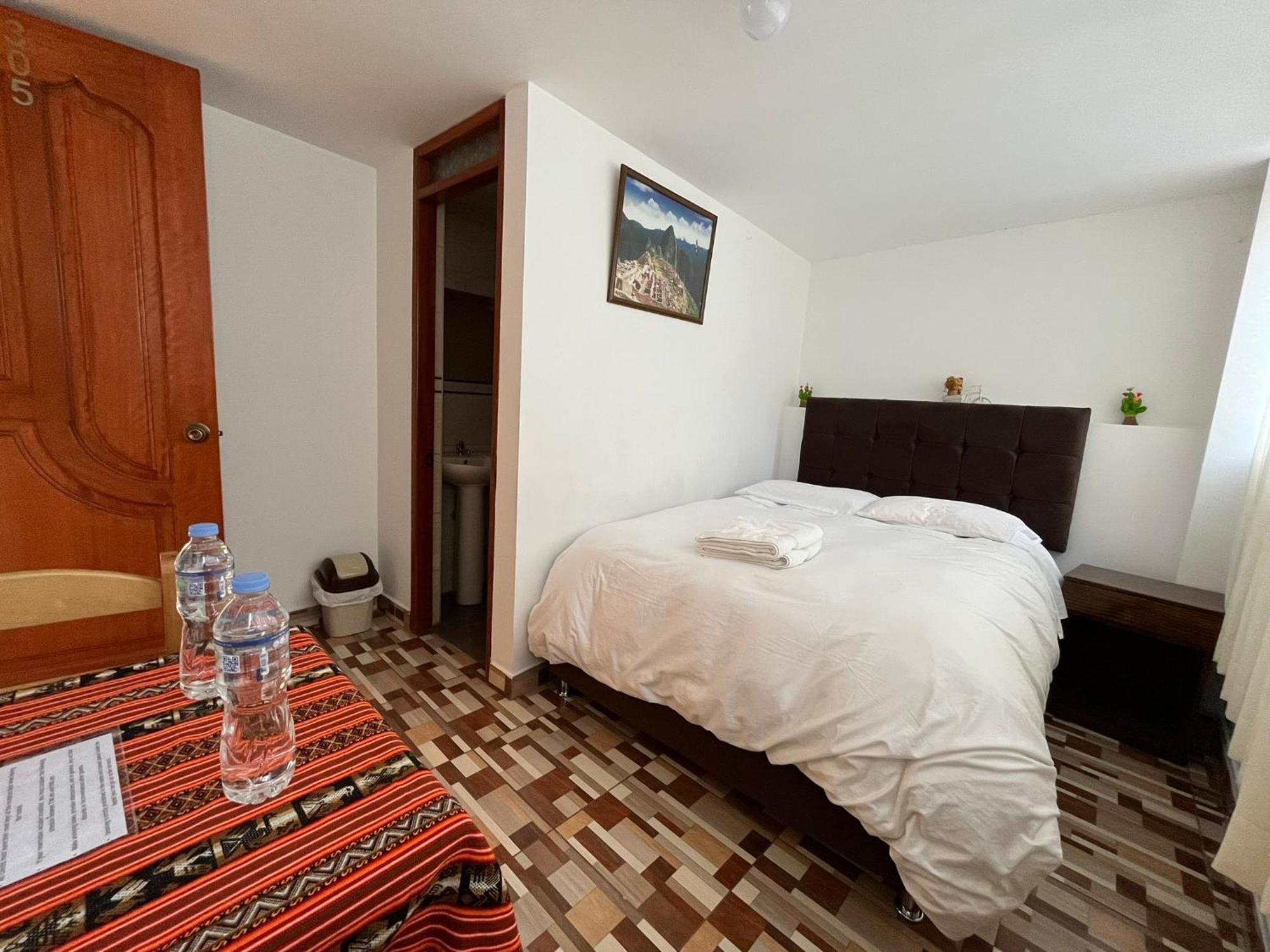 Hostal Apu Qhawarina Ollantaytambo Luaran gambar