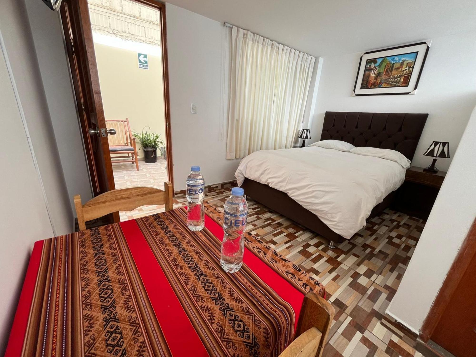 Hostal Apu Qhawarina Ollantaytambo Luaran gambar
