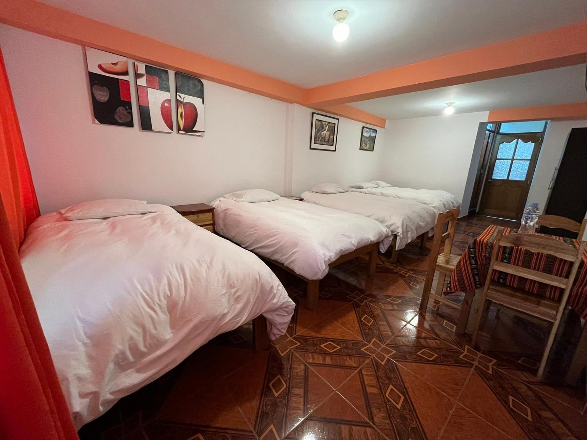 Hostal Apu Qhawarina Ollantaytambo Luaran gambar